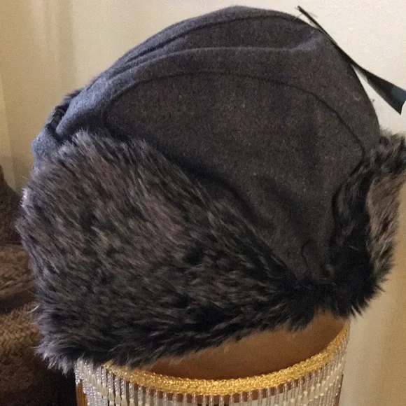 NWT Winter hat - Picture 3 of 10